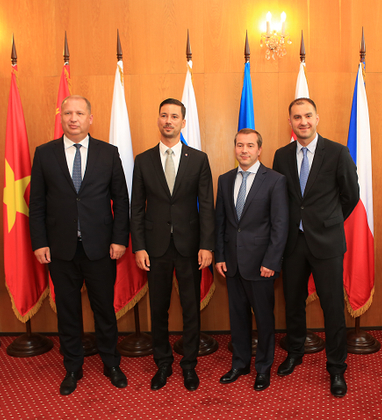 Трехсторонняя встреча на высоком уровне в штаб-квартире МБЭС: руководство МИД Республики Словакии, МБЭС и МИБ