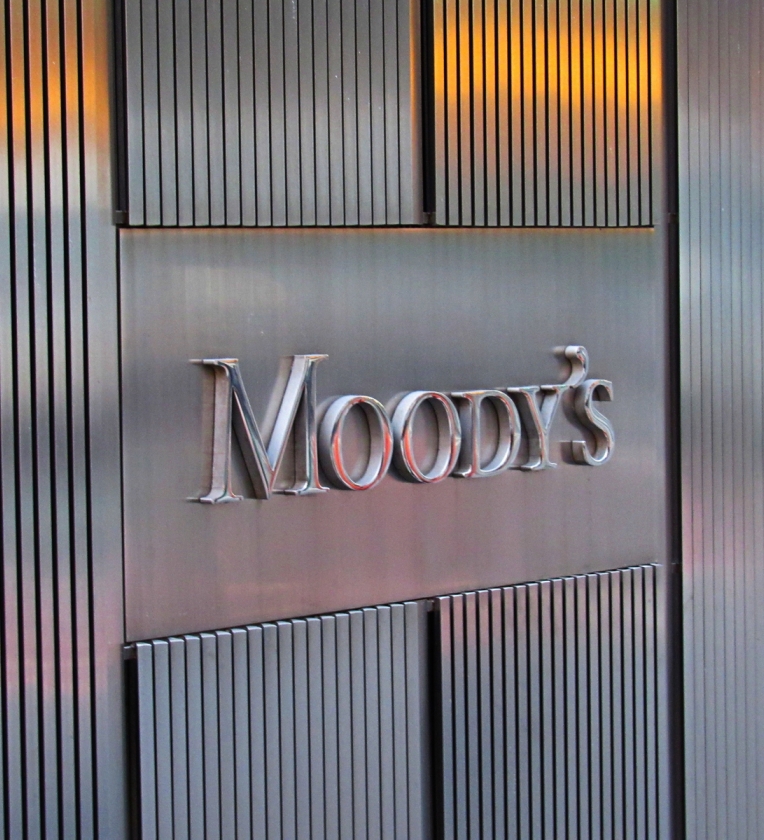 Рейтинговое агентство Moody's изменило прогноз по рейтингу МБЭС на позитивный